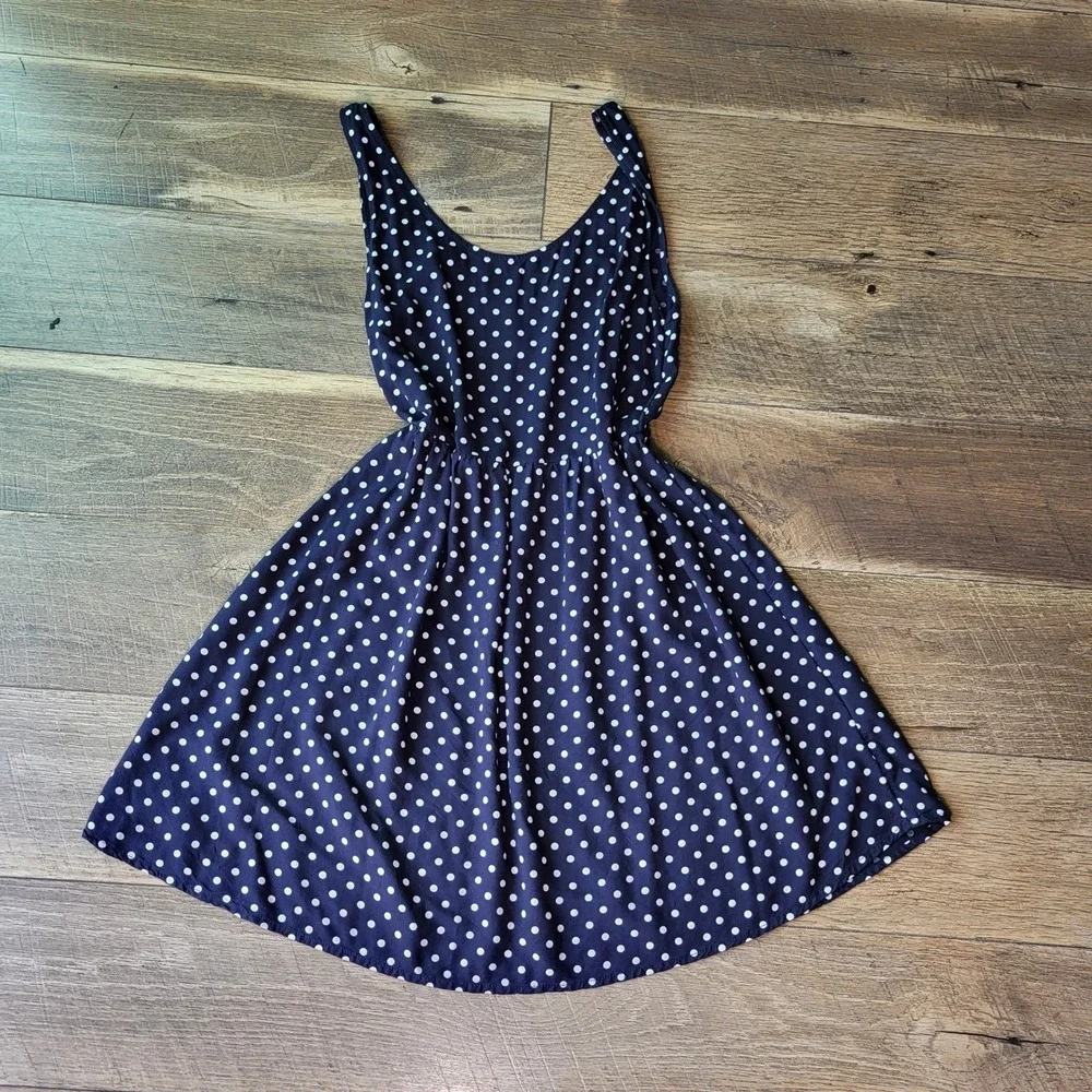 H&M Divided Navy Blue White Polka Dot Sleeveless Fit Flare Skater Mini Dress 8